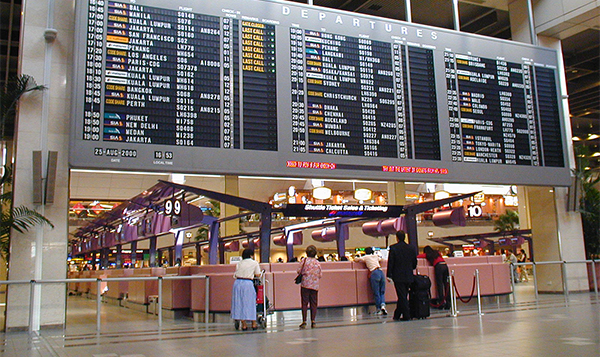 Split-flap display at Singapore airport