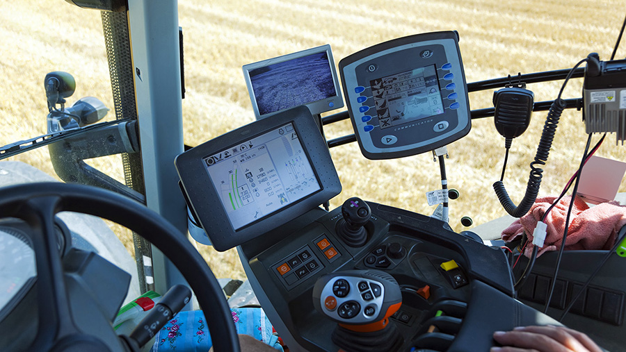 Info display in agriculture vehicles info display agriculture data modul