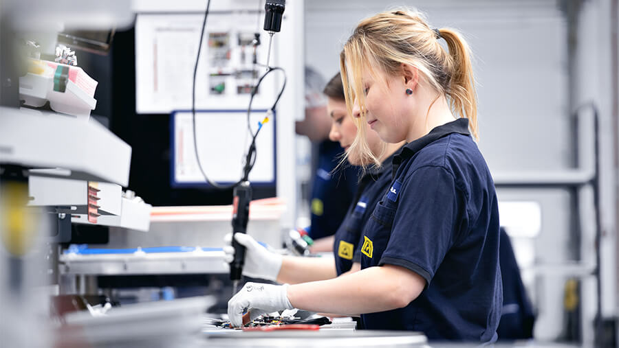 services manufacturing