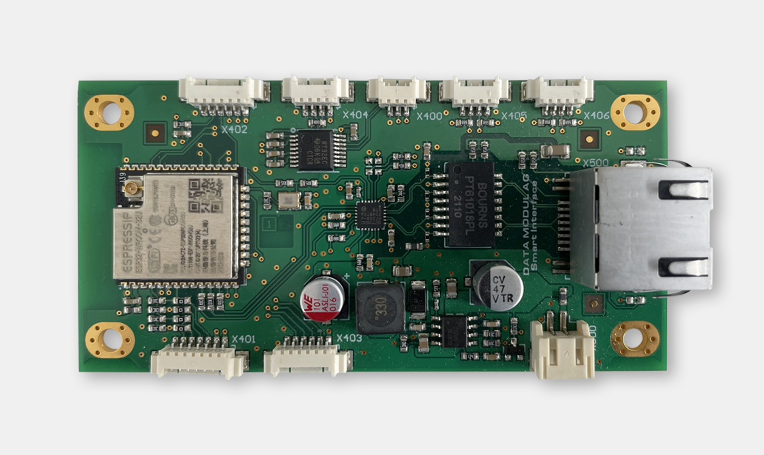 Smart interface board